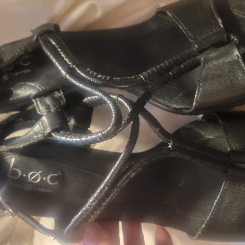 b.o.c. Women's Black Sandals